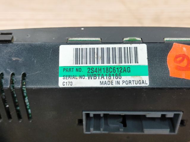 bontott FORD FOCUS II Fűtéskapcsoló (digit klímás)