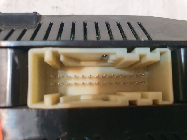 bontott FORD FOCUS II Fűtéskapcsoló (digit klímás)