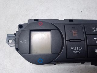 bontott FORD FOCUS II Fűtéskapcsoló (digit klímás)