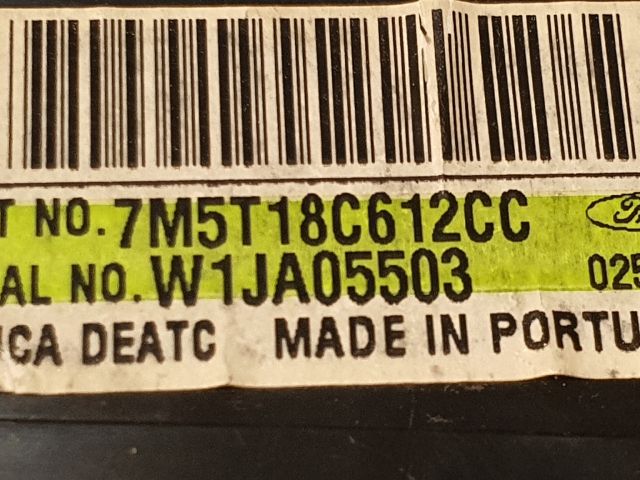 bontott FORD FOCUS II Fűtéskapcsoló (digit klímás)