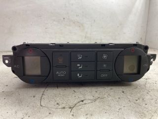 bontott FORD FOCUS II Fűtéskapcsoló (digit klímás)