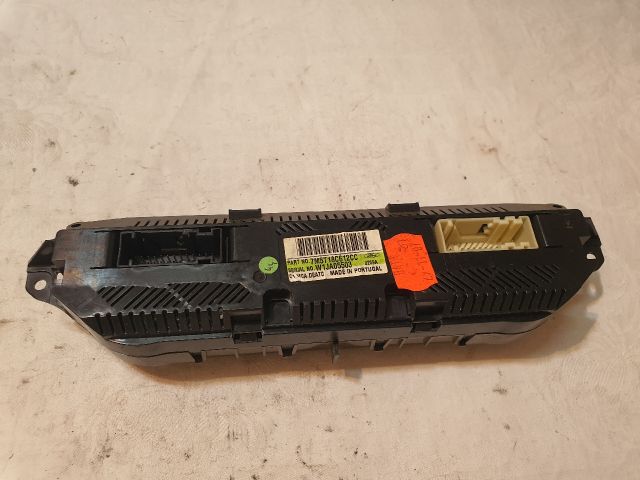 bontott FORD FOCUS II Fűtéskapcsoló (digit klímás)