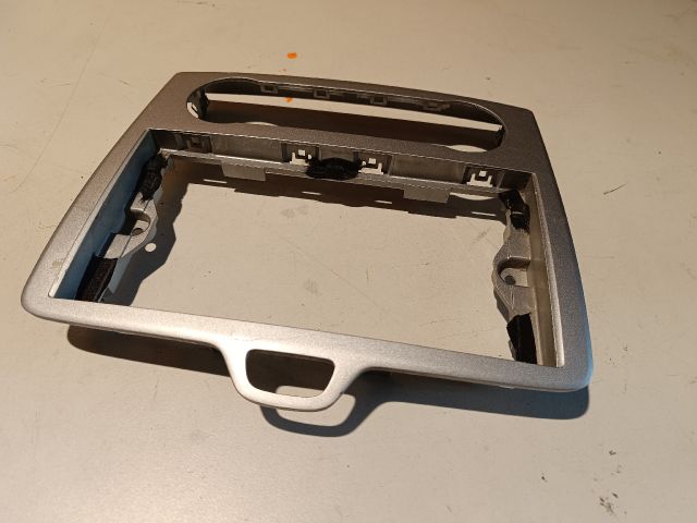 bontott FORD FOCUS II Fűtéskapcsoló Keret