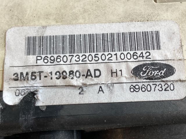 bontott FORD FOCUS II Fűtéskapcsoló (manuális klímás)