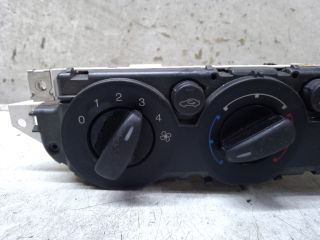 bontott FORD FOCUS II Fűtéskapcsoló (manuális klímás)