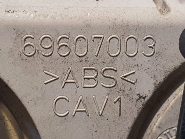 bontott FORD FOCUS II Fűtéskapcsoló (manuális klímás)