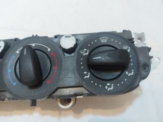 bontott FORD FOCUS II Fűtéskapcsoló (manuális klímás)