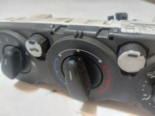 bontott FORD FOCUS II Fűtéskapcsoló (manuális klímás)