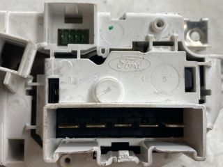 bontott FORD FOCUS II Fűtéskapcsoló (manuális klímás)