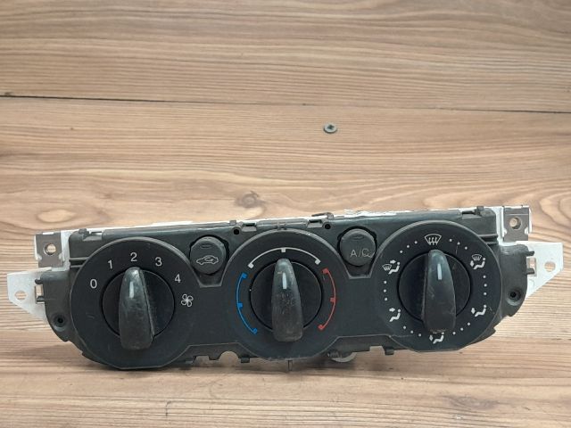bontott FORD FOCUS II Fűtéskapcsoló (manuális klímás)