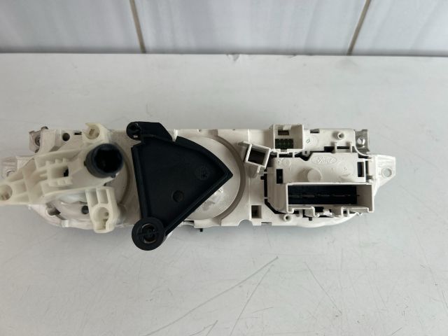 bontott FORD FOCUS II Fűtéskapcsoló (manuális klímás)