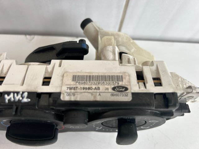 bontott FORD FOCUS II Fűtéskapcsoló (manuális klímás)