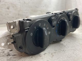 bontott FORD FOCUS II Fűtéskapcsoló (manuális klímás)
