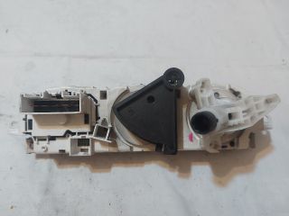 bontott FORD FOCUS II Fűtéskapcsoló (manuális klímás)