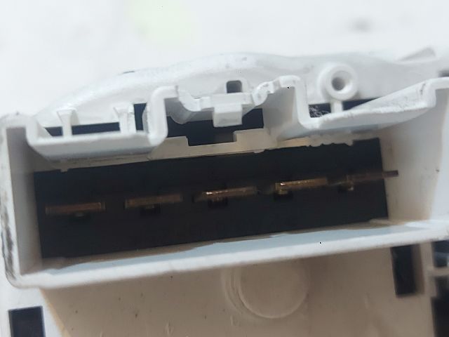 bontott FORD FOCUS II Fűtéskapcsoló (manuális klímás)