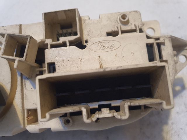 bontott FORD FOCUS II Fűtéskapcsoló (manuális klímás)