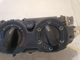 bontott FORD FOCUS II Fűtéskapcsoló (manuális klímás)