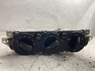 bontott FORD FOCUS II Fűtéskapcsoló (manuális klímás)