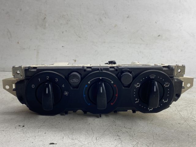 bontott FORD FOCUS II Fűtéskapcsoló