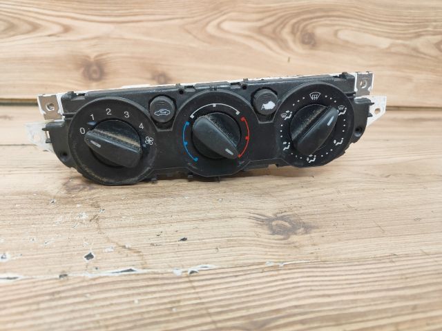 bontott FORD FOCUS II Fűtéskapcsoló