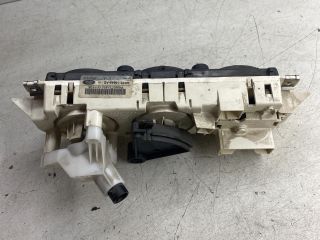 bontott FORD FOCUS II Fűtéskapcsoló