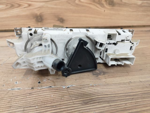 bontott FORD FOCUS II Fűtéskapcsoló