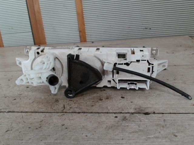 bontott FORD FOCUS II Fűtéskapcsoló