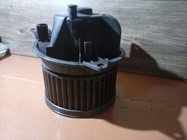 bontott FORD FOCUS II Fűtőmotor (Klímás)