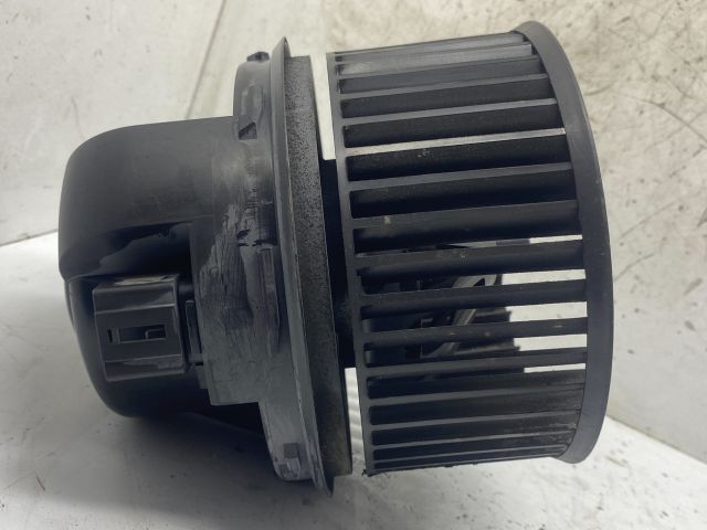 bontott FORD FOCUS II Fűtőmotor (Klímás)