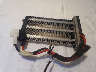bontott FORD FOCUS II Fűtőradiátor (Elektromos)