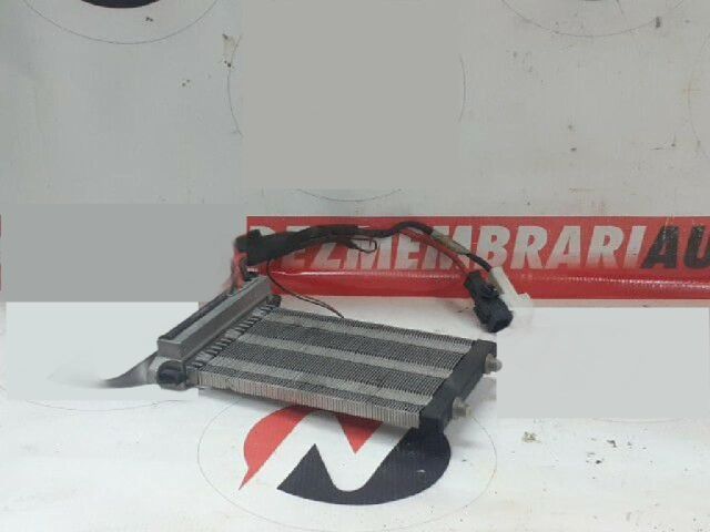 bontott FORD FOCUS II Fűtőradiátor (Elektromos)