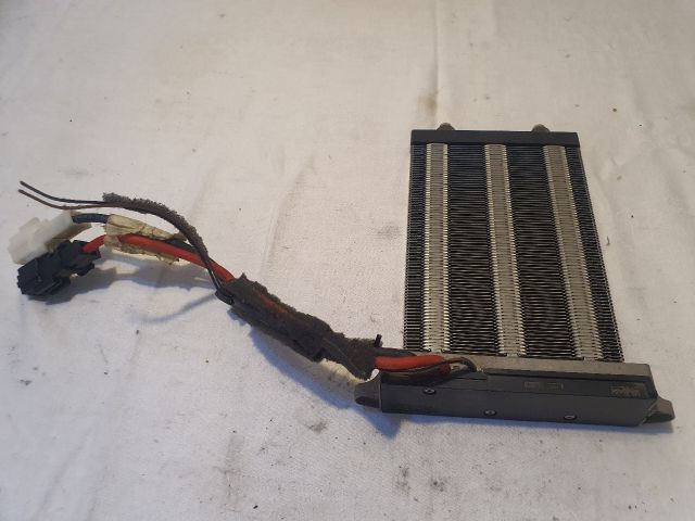 bontott FORD FOCUS II Fűtőradiátor (Elektromos)