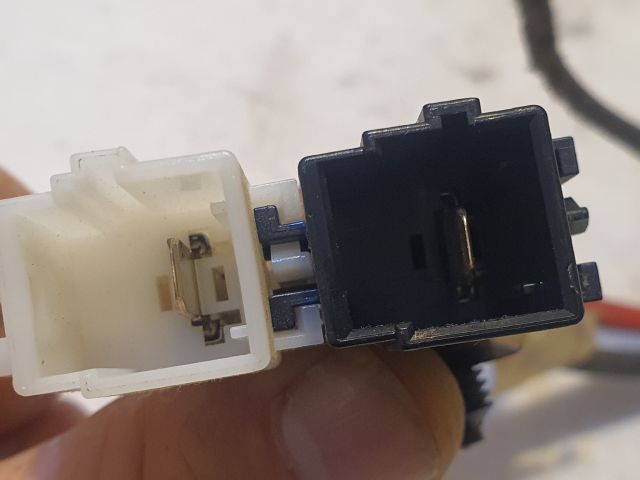 bontott FORD FOCUS II Fűtőradiátor (Elektromos)