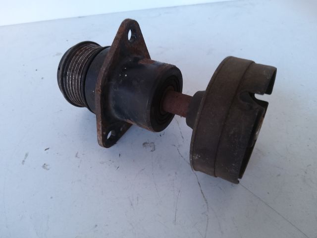 bontott FORD FOCUS II Generátor Szíjtárcsa