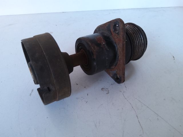 bontott FORD FOCUS II Generátor Szíjtárcsa