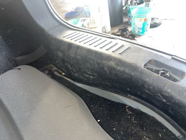 bontott FORD FOCUS II Hátfal Burkolat