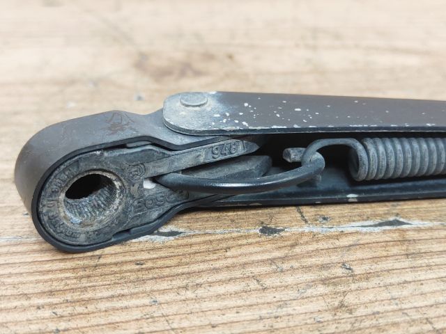 bontott FORD FOCUS II Hátsó Ablaktörlő Kar