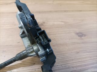 bontott FORD FOCUS II Hátsó Ablaktörlő Motor