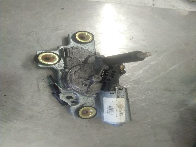 bontott FORD FOCUS II Hátsó Ablaktörlő Motor