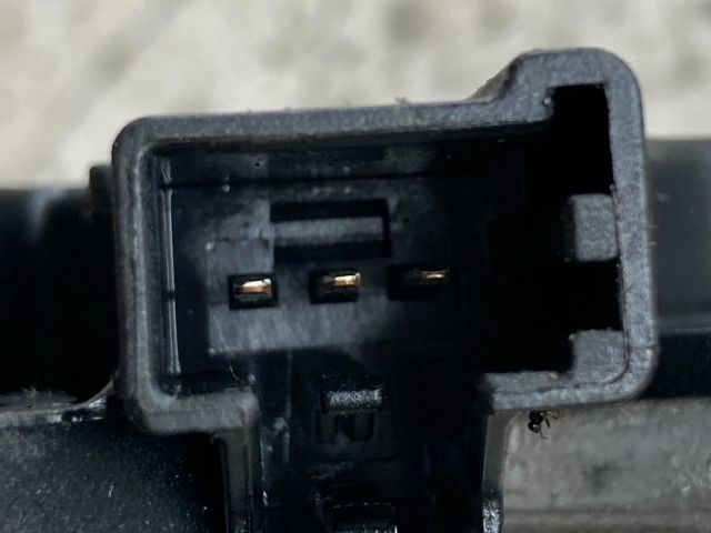 bontott FORD FOCUS II Hátsó Ablaktörlő Motor