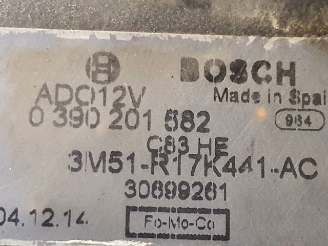 bontott FORD FOCUS II Hátsó Ablaktörlő Motor