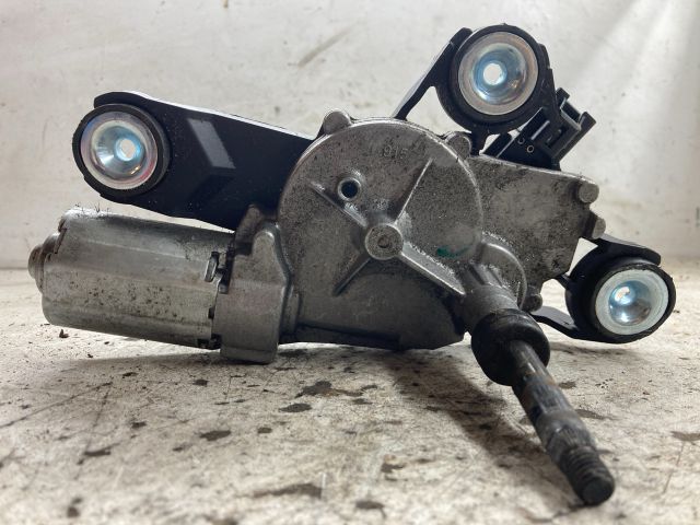 bontott FORD FOCUS II Hátsó Ablaktörlő Motor