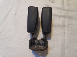 bontott FORD FOCUS II Hátsó középső Biztonsági Öv Csat