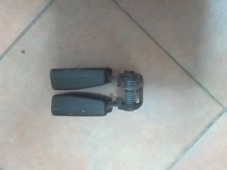 bontott FORD FOCUS II Hátsó középső Biztonsági Öv Csat