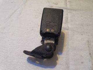 bontott FORD FOCUS II Hátsó középső Biztonsági Öv Csat