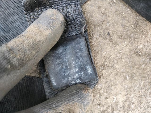 bontott FORD FOCUS II Hátsó középső Biztonsági Öv