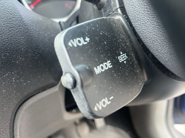 bontott FORD FOCUS II Hátsó középső Fejtámla