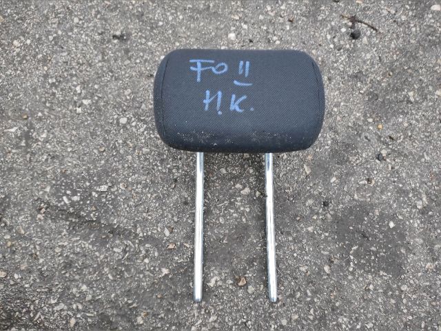 bontott FORD FOCUS II Hátsó középső Fejtámla