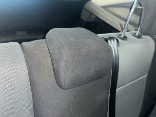 bontott FORD FOCUS II Hátsó középső Fejtámla