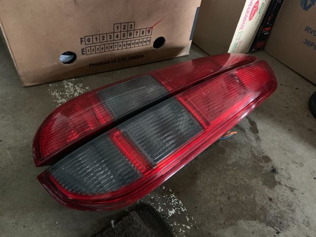 bontott FORD FOCUS II Hátsó Lámpa Szett